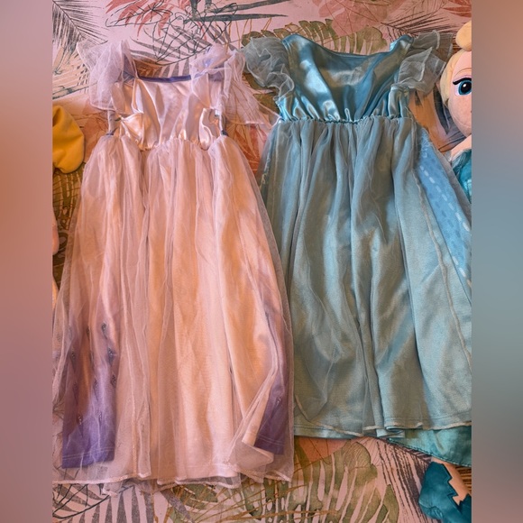 Disney Frozen Nightgowns and stuffy dolls Bundle - Picture 2 of 13
